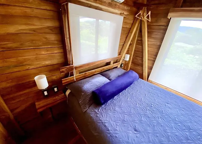 Hoja Azul - Sustainable Teak Modern In Hojancha