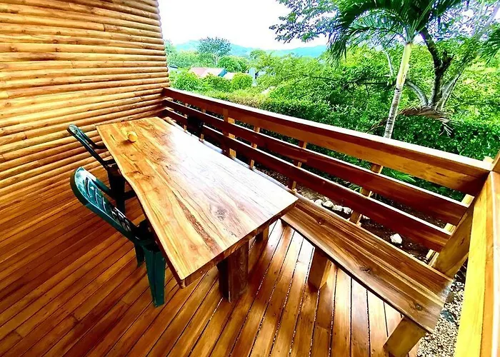 Hoja Azul - Sustainable Teak Modern In * Hojancha