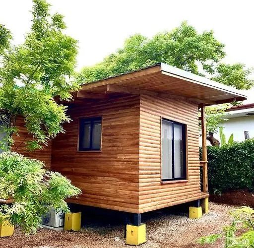 Hoja Azul - Sustainable Teak Modern In Apartamento *