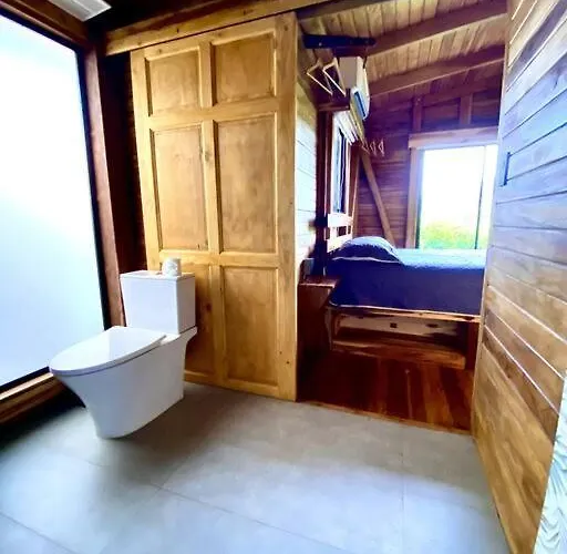 Hoja Azul - Sustainable Teak Modern In Hojancha
